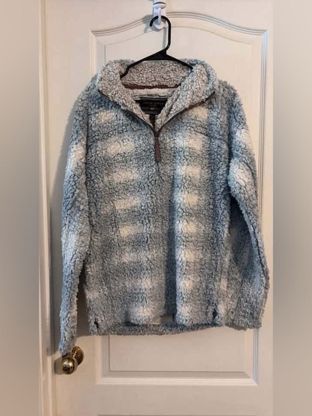 Sherpa Quarter-Zip Pullover Sweater - Light Blue & White